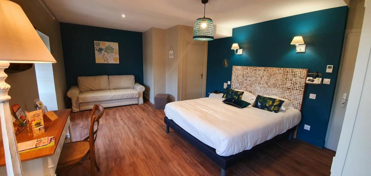 Logis Hotel-Restaurant Le Relais Hauterives Bagian luar foto