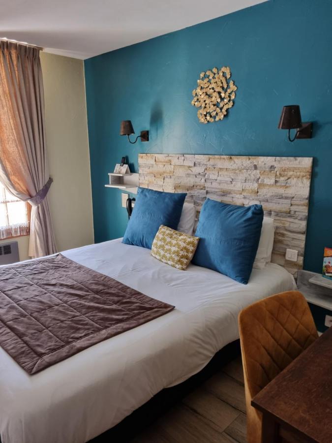Logis Hotel-Restaurant Le Relais Hauterives Bagian luar foto