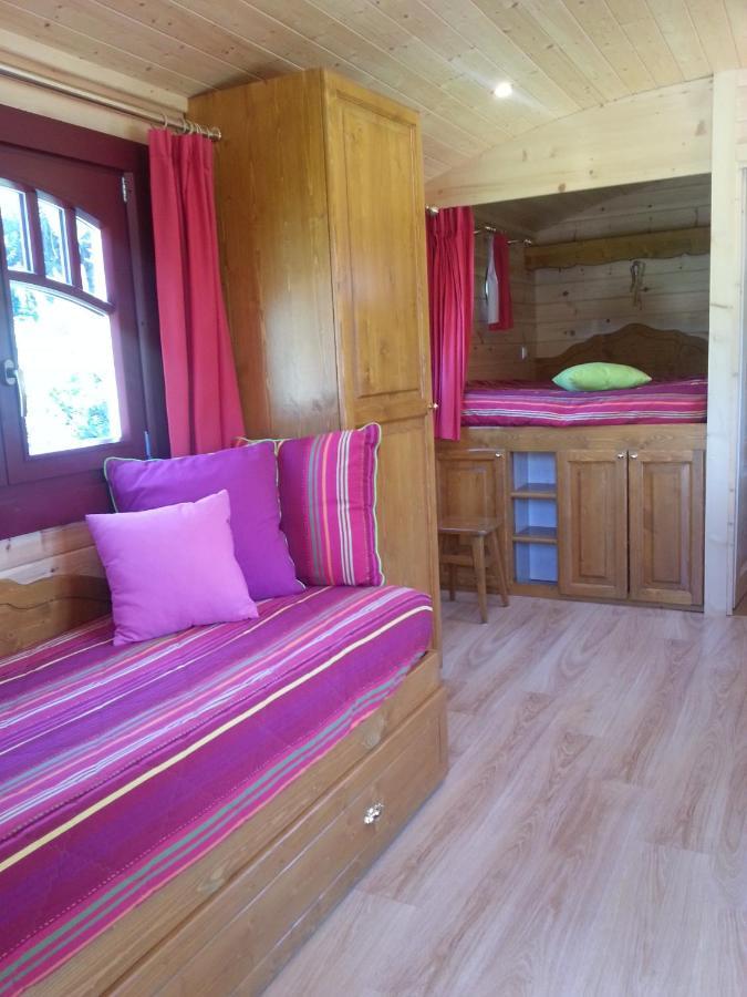 Logis Hotel-Restaurant Le Relais Hauterives Bagian luar foto