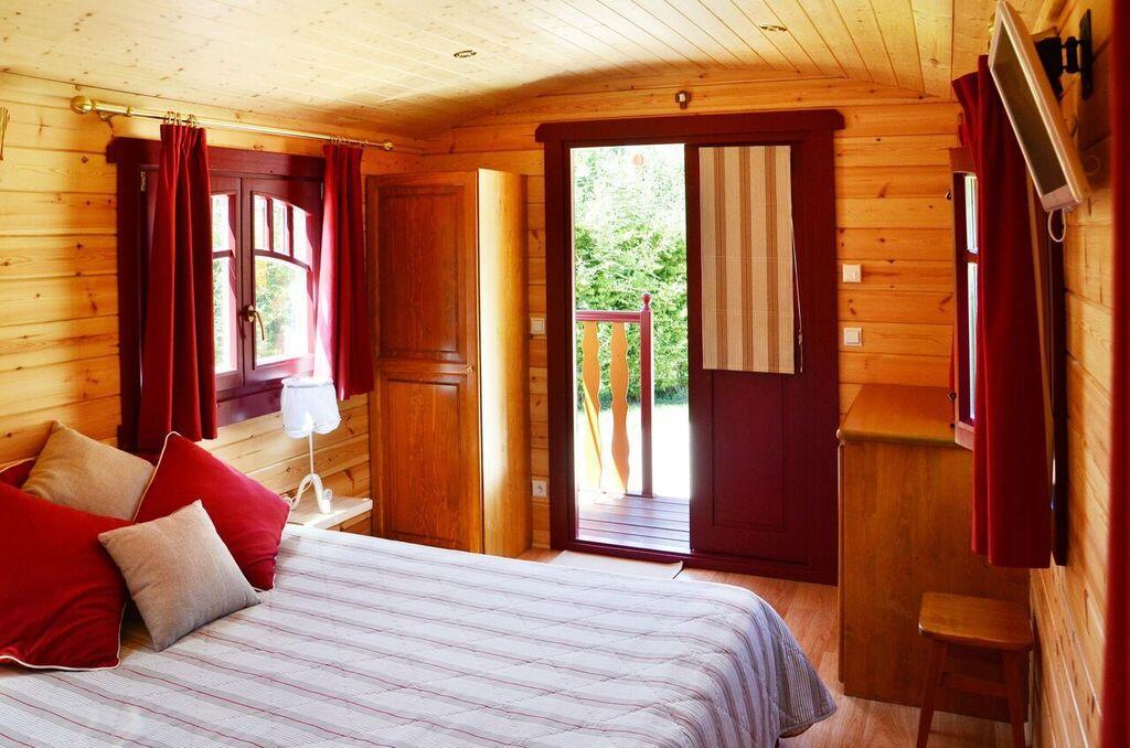 Logis Hotel-Restaurant Le Relais Hauterives Bagian luar foto