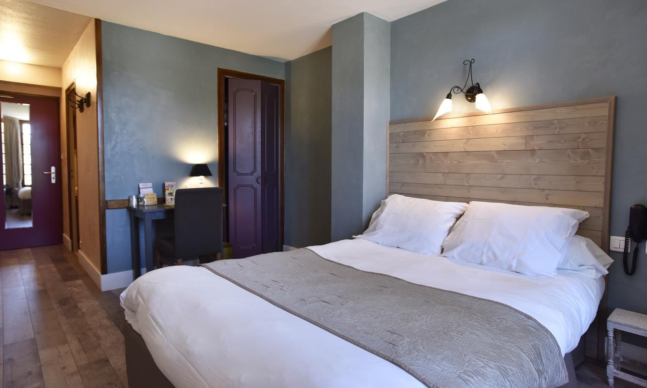 Logis Hotel-Restaurant Le Relais Hauterives Bagian luar foto