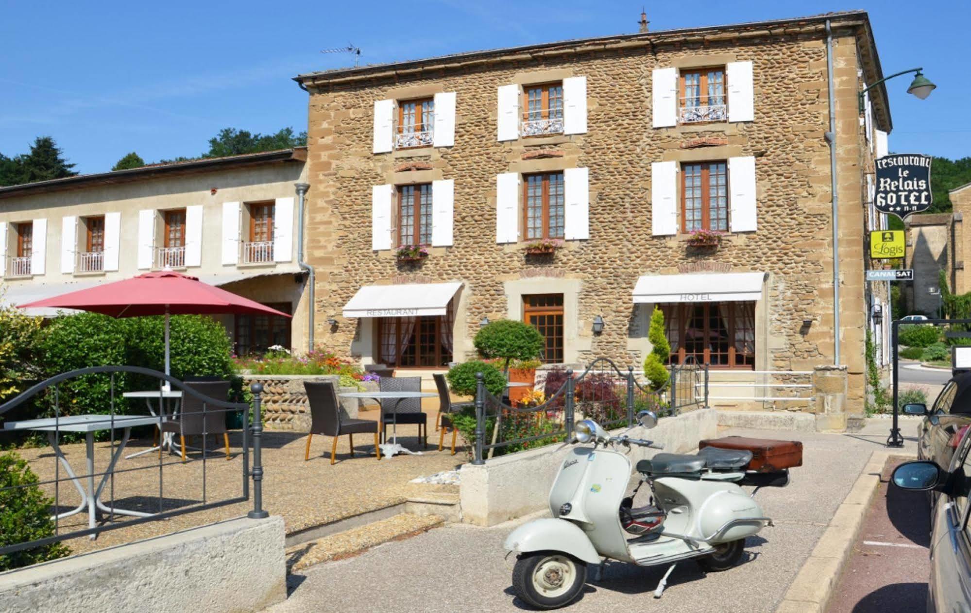 Logis Hotel-Restaurant Le Relais Hauterives Bagian luar foto
